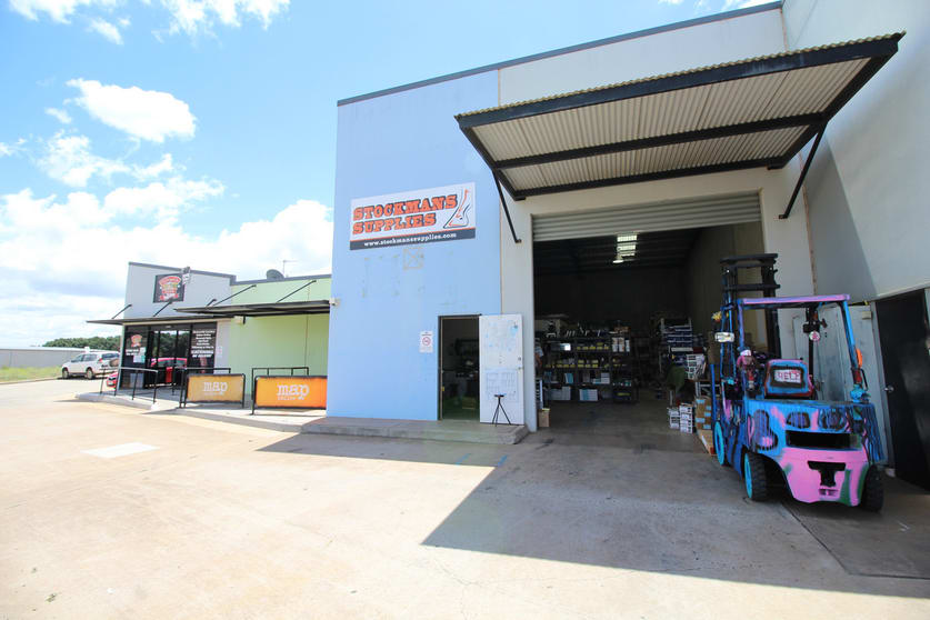 Click to view all images Shop 4/207-217 McDougall Street Wilsonton QLD 4350 - Image 2
