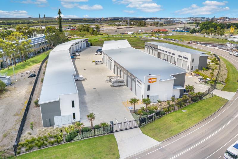 Click to view all images Unit 2/8 Murray Dwyer Circuit Mayfield West NSW 2304 - Image 2