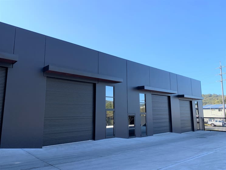 Click to view all images 2/12 Dell Rd West Gosford NSW 2250 - Image 1