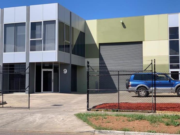 Click to view all images 9 Venture Drive Sunshine West VIC 3020 - Image 1