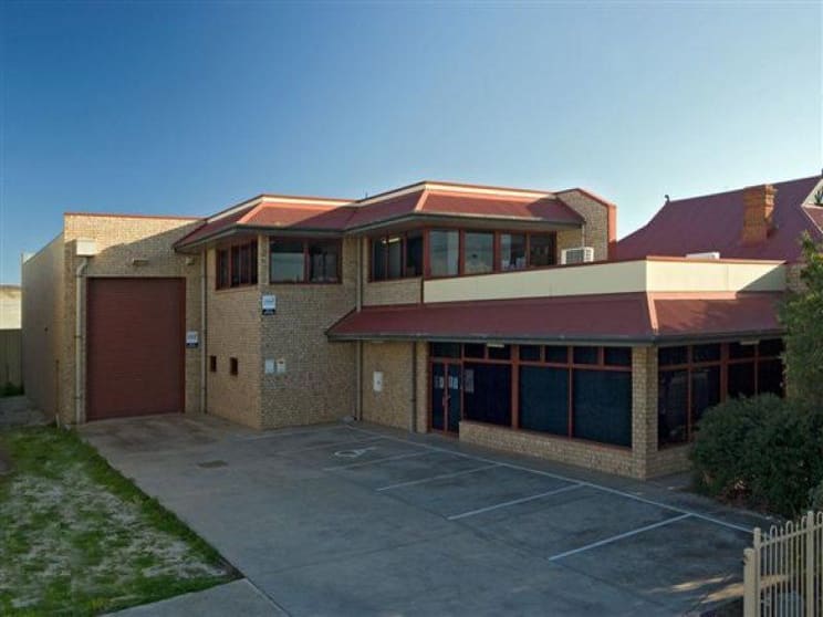 Click to view all images 11 George Street Hindmarsh SA 5007 - Image 1
