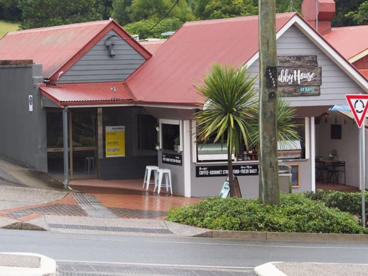 Click to view all images 1/10 Maple Street Maleny QLD 4552 - Image 1