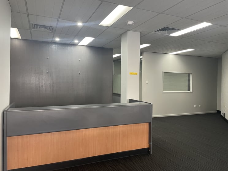 Click to view all images Suite 1/316 Sturt Street Townsville City QLD 4810 - Image 2