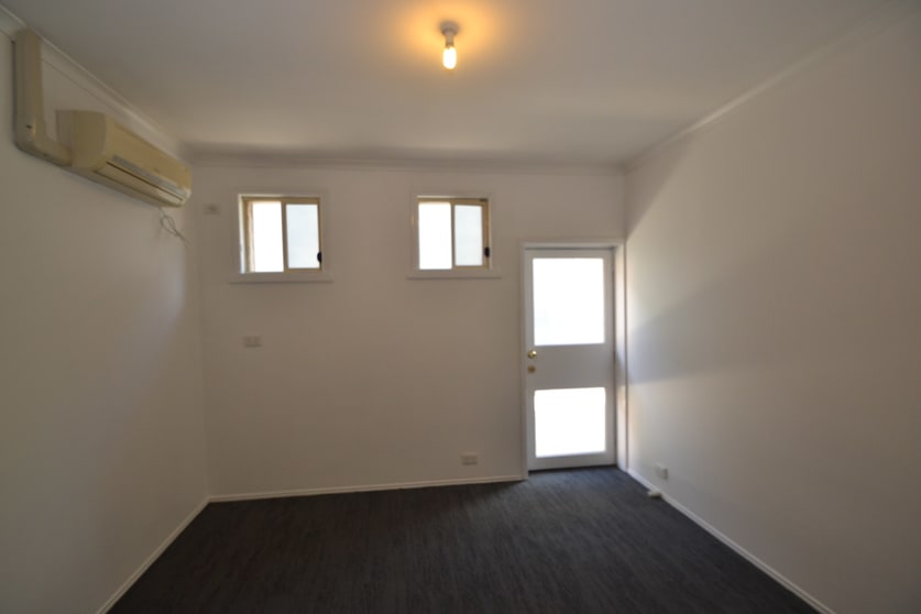 Click to view all images 501B High St Echuca VIC 3564 - Image 1