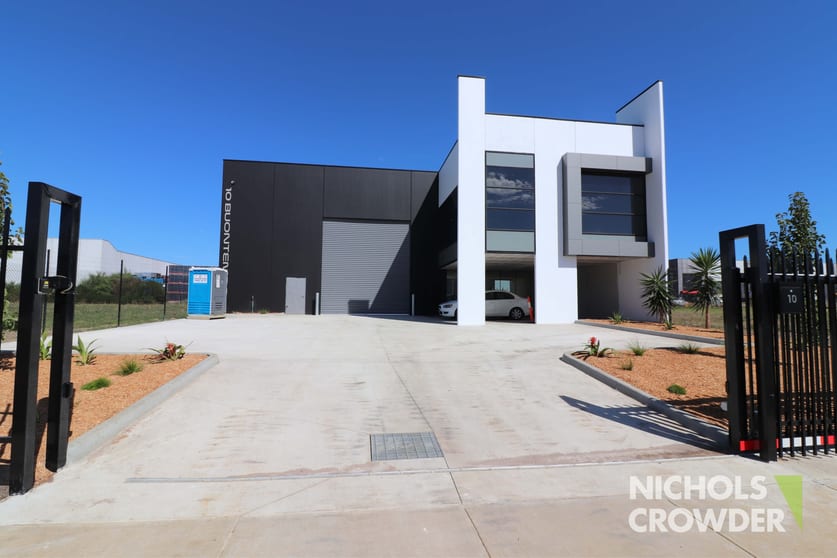 Click to view all images 10 Buontempo Road Carrum Downs VIC 3201 - Image 1