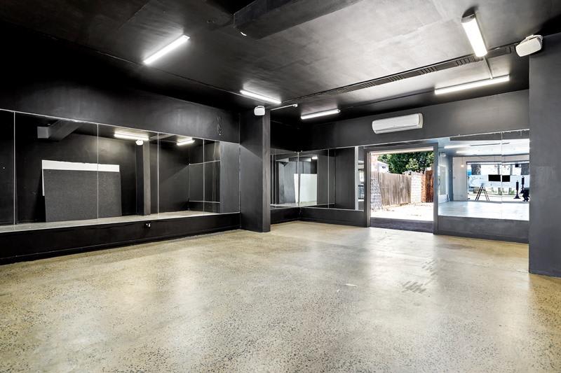 Click to view all images Ground/313 Bay Street Port Melbourne VIC 3207 - Image 3