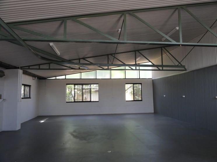 Click to view all images 1/15 New Street Dalby QLD 4405 - Image 2
