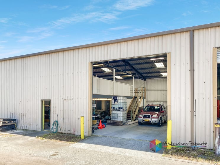 Click to view all images 3/42 Wentworth Road Cardiff NSW 2285 - Image 1
