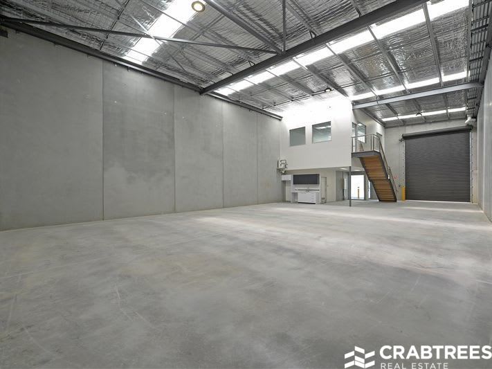 Click to view all images 5 Precision Lane Notting Hill VIC 3168 - Image 2