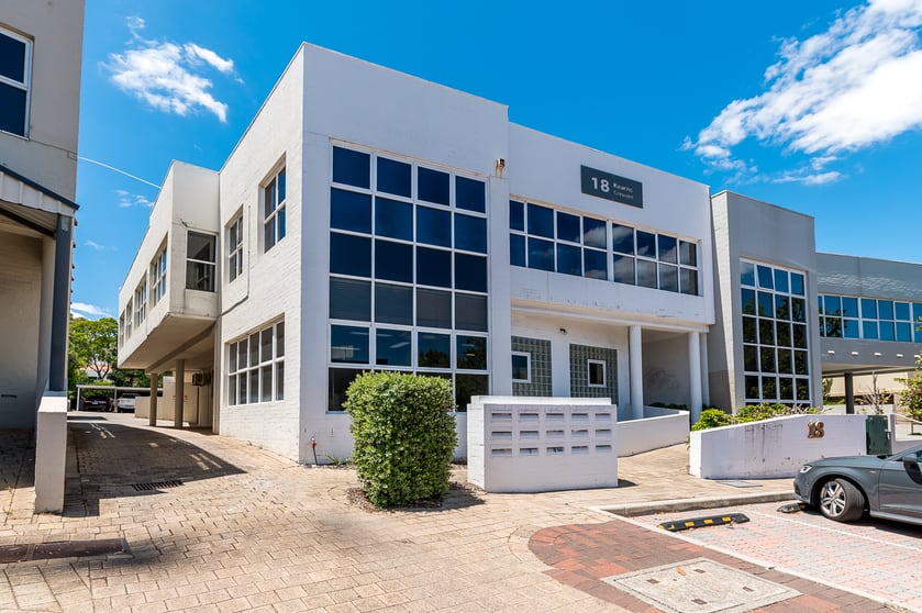 Click to view all images 8/18 Kearns Crescent Ardross WA 6153 - Image 1