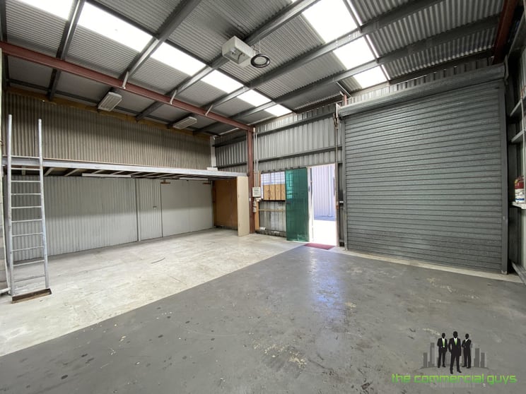 Click to view all images 2B/29 Brewer St Clontarf QLD 4019 - Image 2