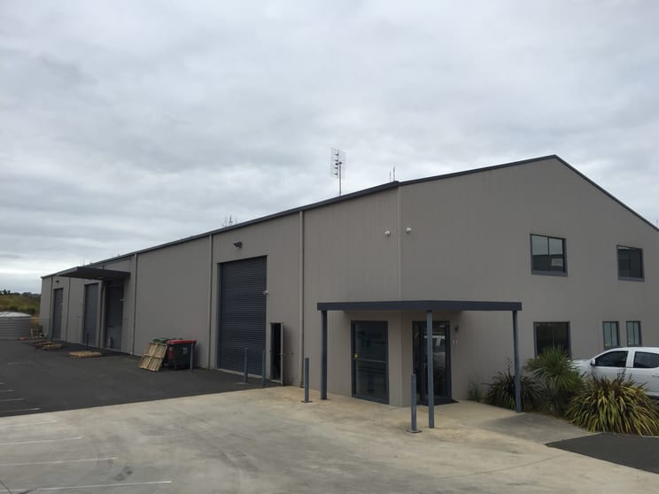 Click to view all images 3/13 Old Dairy Close Moss Vale NSW 2577 - Image 1