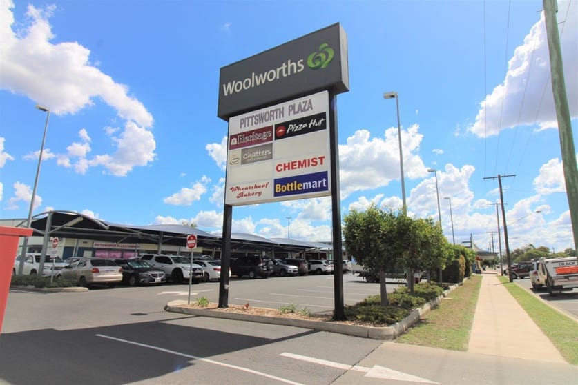 Click to view all images 3/122-126 Yandilla Street Pittsworth QLD 4356 - Image 1