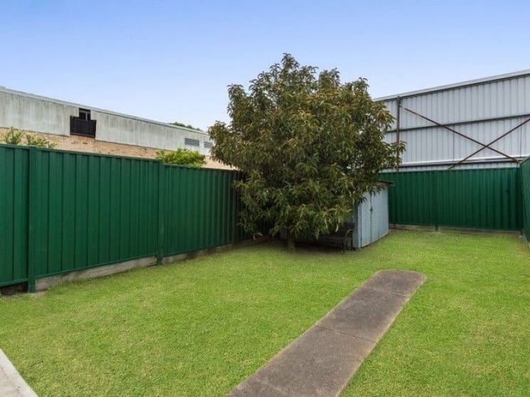 Click to view all images 149 Cowper Street Footscray VIC 3011 - Image 2