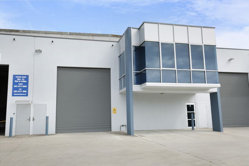Click to view all images 2/7 Luso Drive Unanderra NSW 2526 - Image 1