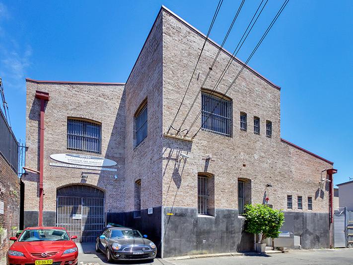 Click to view all images 15 Woodburn Street Redfern NSW 2016 - Image 1