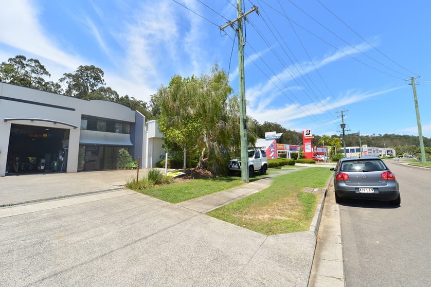 Click to view all images Unit 1/4 Robert Street Kunda Park QLD 4556 - Image 3