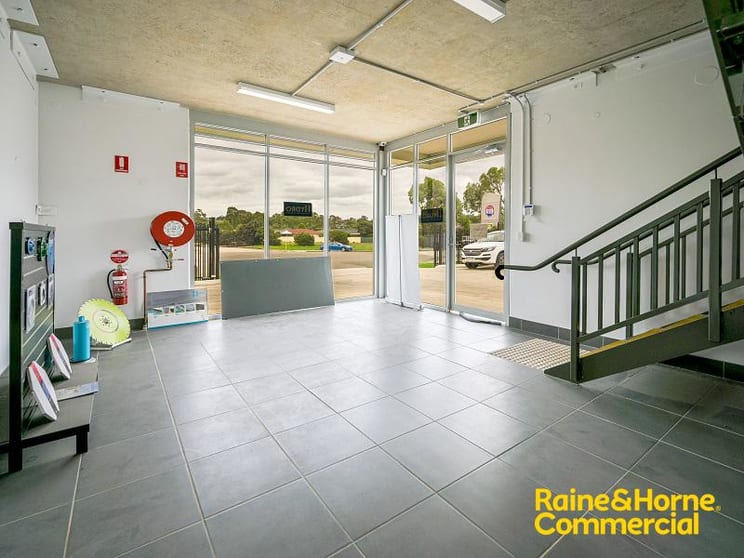 Click to view all images Unit 1/22 Saggart Field Road Minto NSW 2566 - Image 3