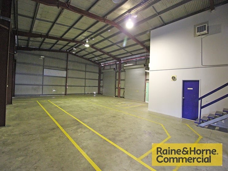 Click to view all images 348 Nudgee Road Hendra QLD 4011 - Image 2