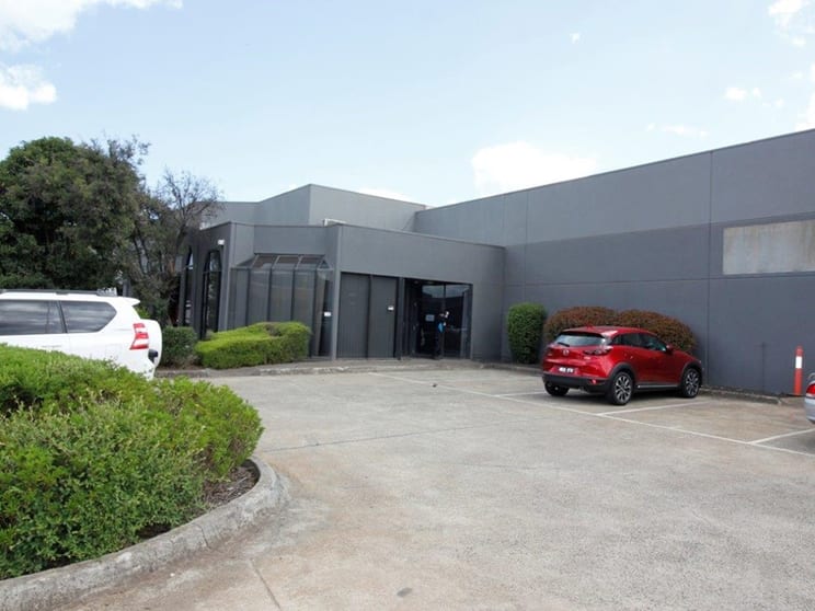 Click to view all images 7/29 Barry Street Bayswater VIC 3153 - Image 3