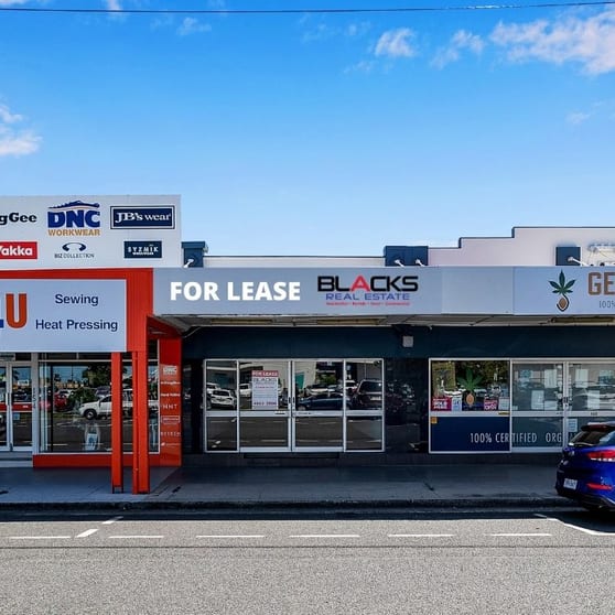 Click to view all images Shop 1/148 - 152 Wood Street Mackay QLD 4740 - Image 1