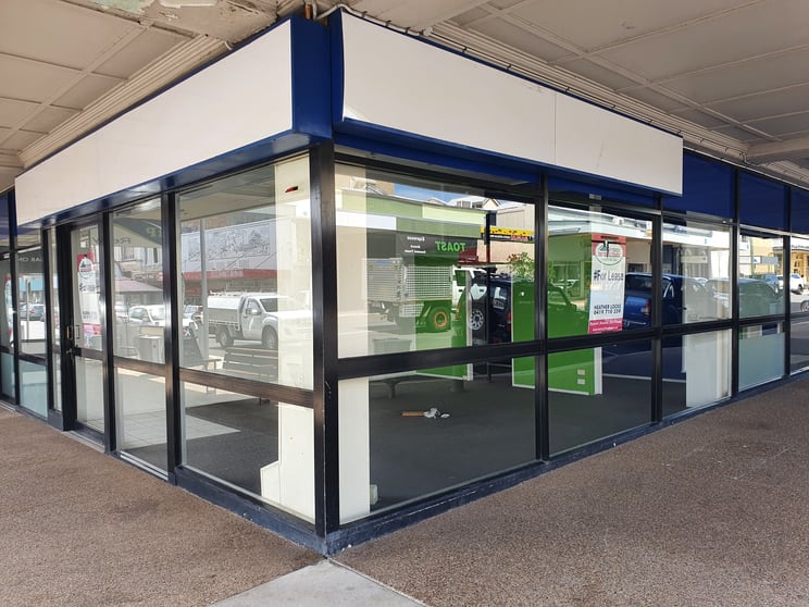 Click to view all images 10/11/371 Kent Street Maryborough QLD 4650 - Image 1