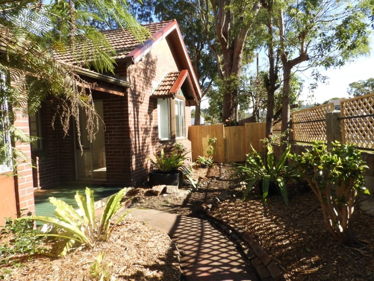 Click to view all images 32 Dale Street Brookvale NSW 2100 - Image 1