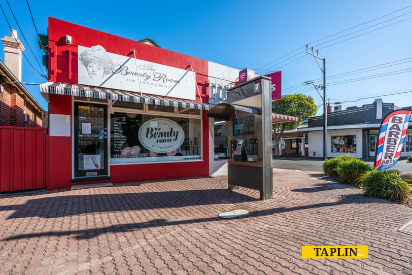 Click to view all images 62a Broadway Glenelg South SA 5045 - Image 2