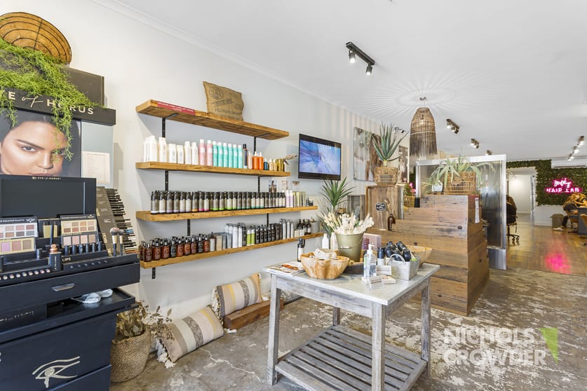 Click to view all images 1/17 Main Street Mornington VIC 3931 - Image 2