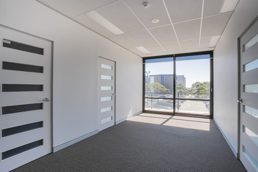 Click to view all images 2.06/29-31 Lexington Drive Bella Vista NSW 2153 - Image 2