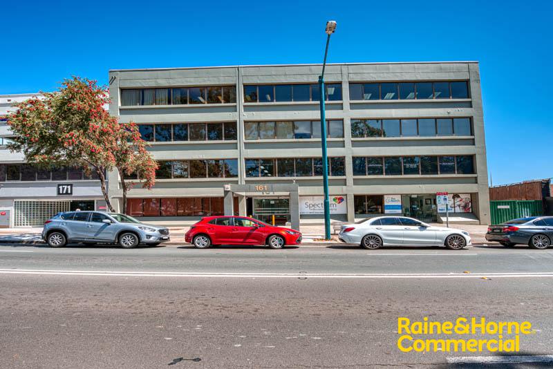 Click to view all images 302/161 Bigge Street Liverpool NSW 2170 - Image 1