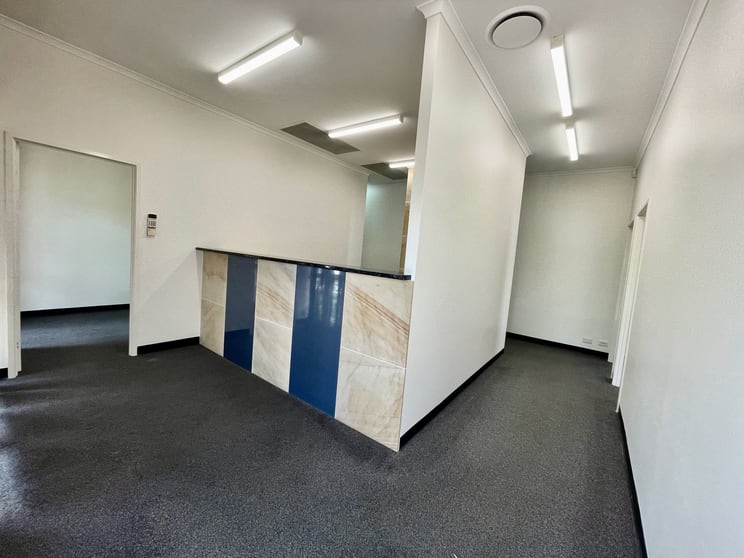 Click to view all images Unit 4B/20 Main Street Beenleigh QLD 4207 - Image 2