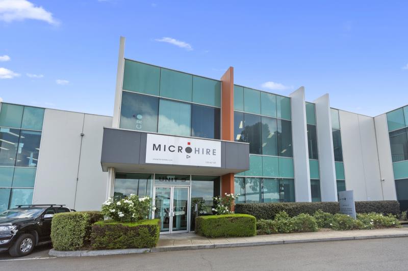Click to view all images Unit 9/9 - 331 Ingles St Port Melbourne VIC 3207 - Image 2