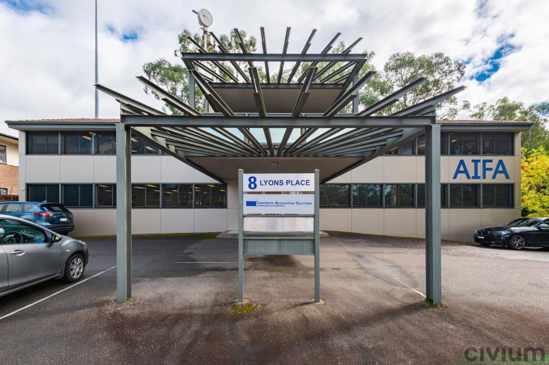 Click to view all images Unit 2/8 Lyons Place Lyons ACT 2606 - Image 1