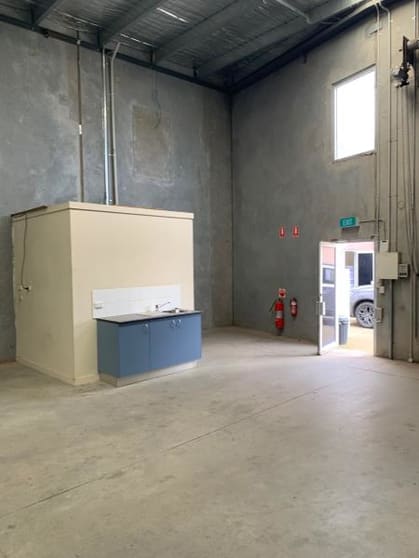 Click to view all images Unit 5/3 Everaise Court Laverton North VIC 3026 - Image 3