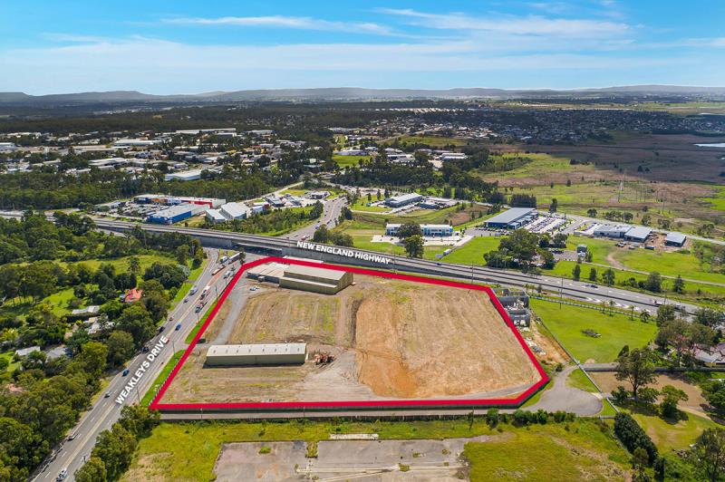 Click to view all images 33 Weakleys Drive Beresfield NSW 2322 - Image 2