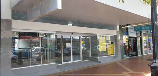 Click to view all images 358 Peel Street Tamworth NSW 2340 - Image 1