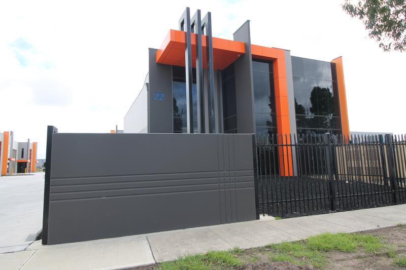 23 Rawanne Close Pakenham VIC 3810 - Image 2