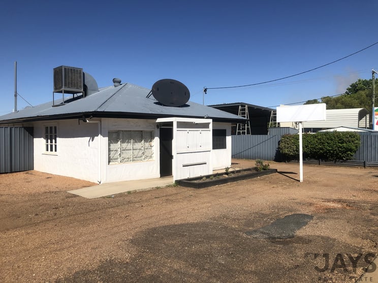 Click to view all images 57 Marian Street Mount Isa QLD 4825 - Image 1