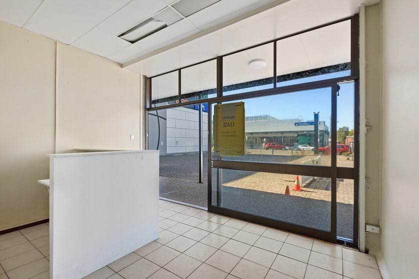 Click to view all images 6/155 Florence Street Wynnum QLD 4178 - Image 3