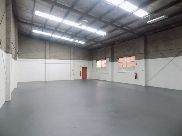 Click to view all images 3/20-22 Keys Road Cheltenham VIC 3192 - Image 3