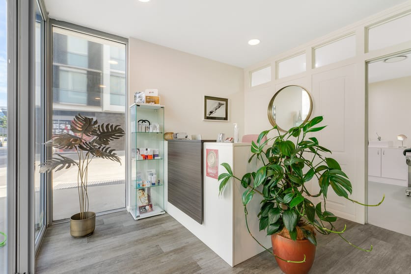 Click to view all images 3a/5 Honeysuckle Drive Newcastle NSW 2300 - Image 3