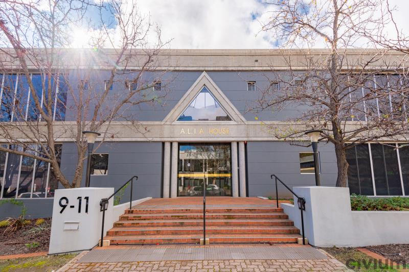 Click to view all images Level 1 Unit 2B/9-11 Napier Close Deakin ACT 2600 - Image 1