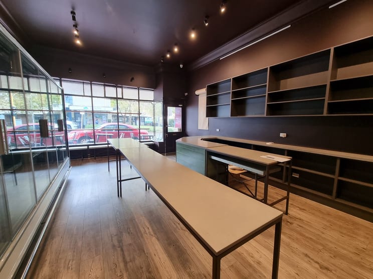 Click to view all images 164 Union Road Surrey Hills VIC 3127 - Image 3