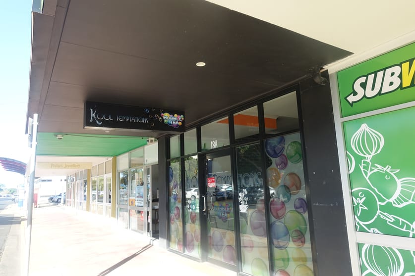 Click to view all images 2/18 Gregory Street Mackay QLD 4740 - Image 2