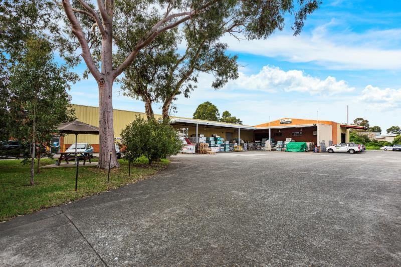 Click to view all images Freestanding/15A Stanton Road Seven Hills NSW 2147 - Image 3