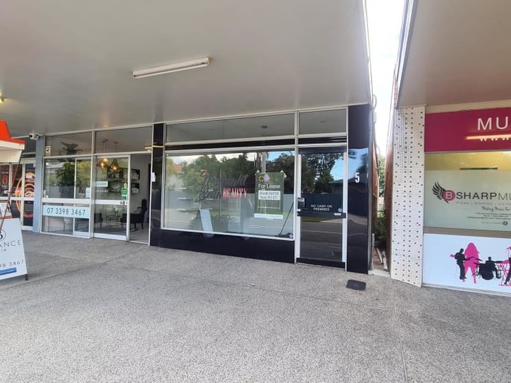 Click to view all images 16 Kenrose Street Carina QLD 4152 - Image 1
