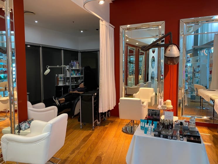 Click to view all images Surfers Paradise QLD 4217 - Image 2