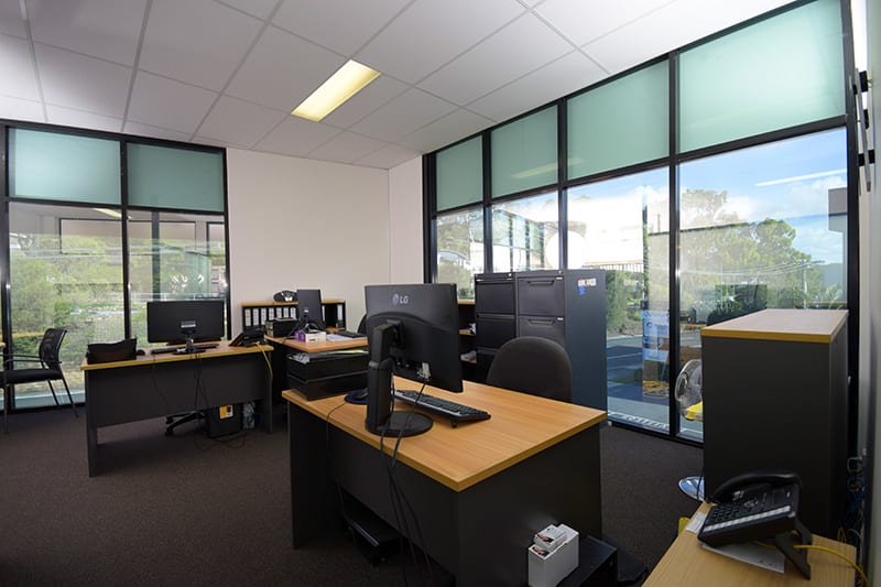 Click to view all images 4/91 West Burleigh Road Burleigh Heads QLD 4220 - Image 2