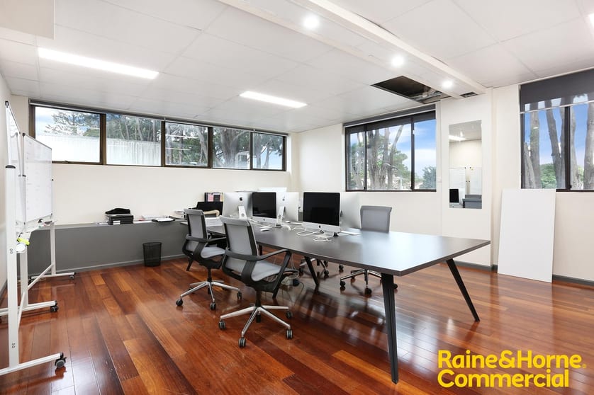 Click to view all images Level 1/406 Stoney Creek Road Kingsgrove NSW 2208 - Image 3